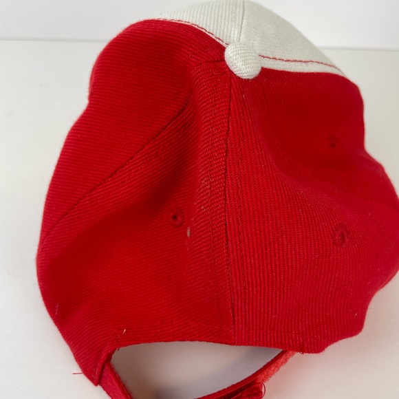 Canada Red and white Baseball Cap - Picture 4 of 6